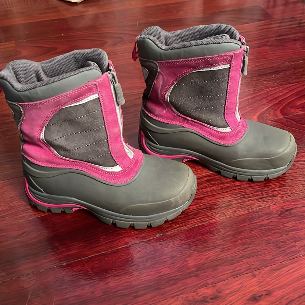 Lands’ End Primaloft 400 Gram Insulation Snow Boots Size 1 Gray Pink - Picture 2 of 12